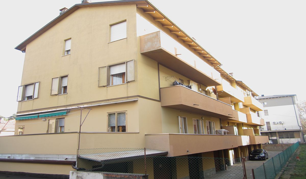 Appartamento 5 locali semicentrale a Castel San Pietro T.